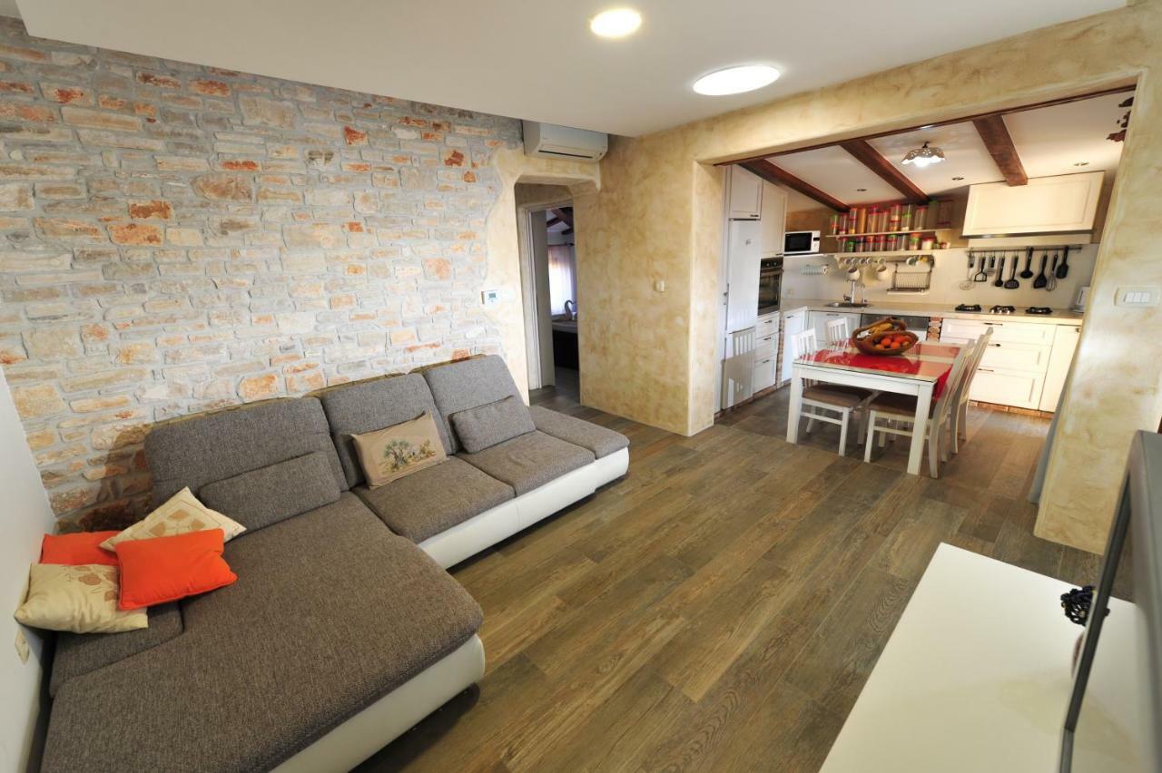 Luxury Apartment Alba With Pool Kanfanar Extérieur photo